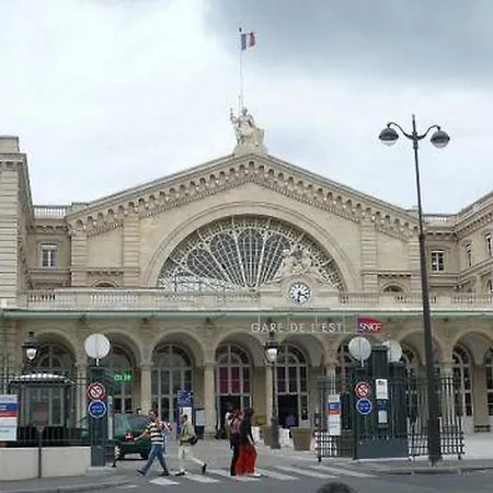 Hipotel Paris Montmartre Gare du Nord-2